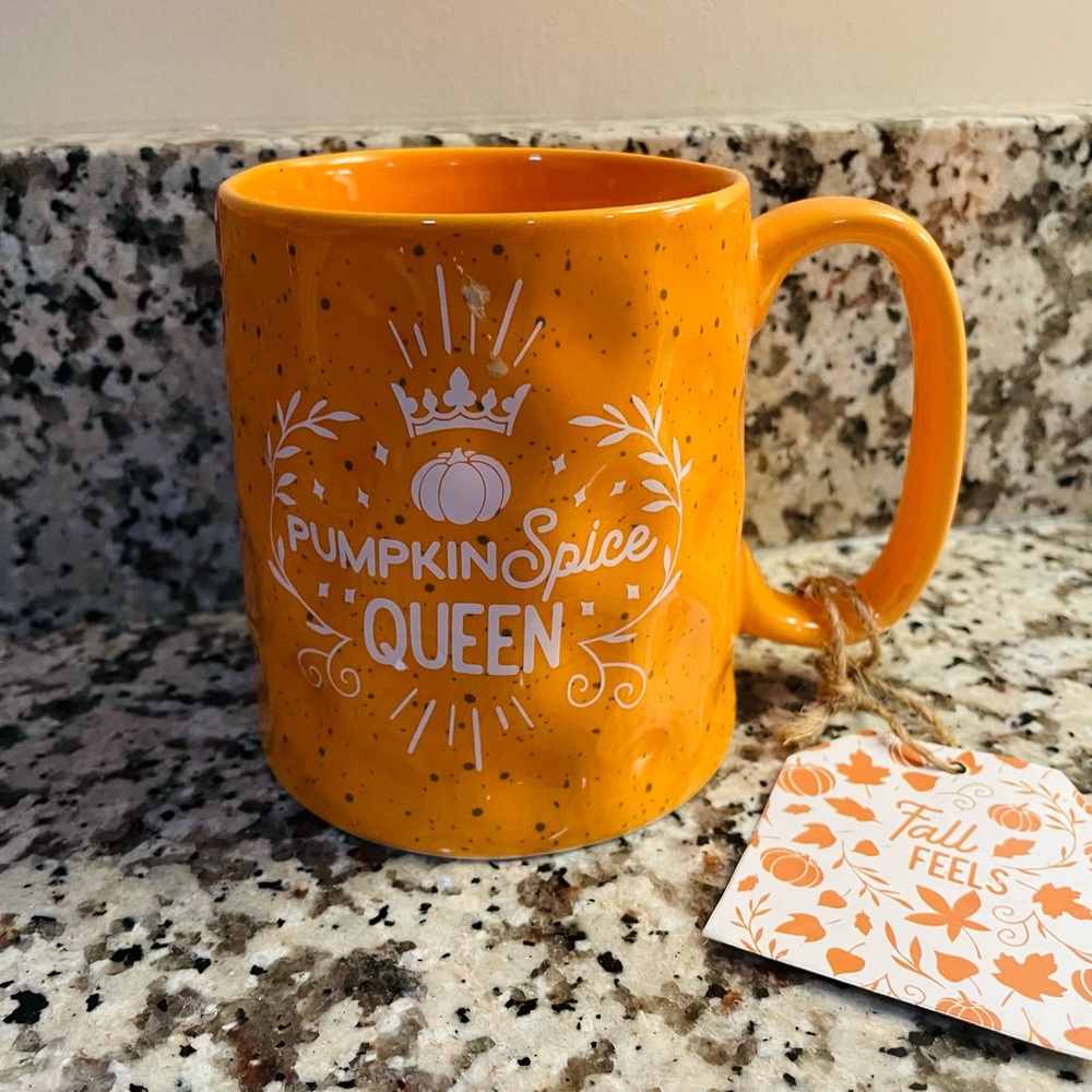 Pumpkin Spice Queen Coffee Tea Cup Mug Orange NEW Fall Halloween Thanksgiving